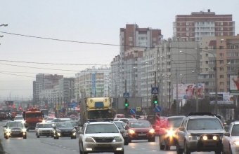 На Киренского образовалась километровая пробка